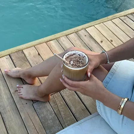 Mandalin Glamping Hotel *