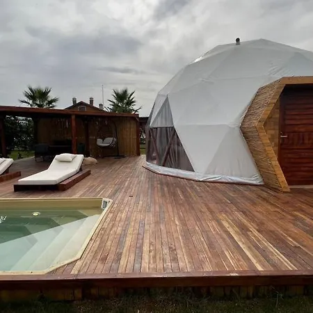 Hotel Mandalin Glamping