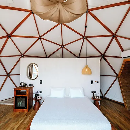 Mandalin Glamping Hotel
